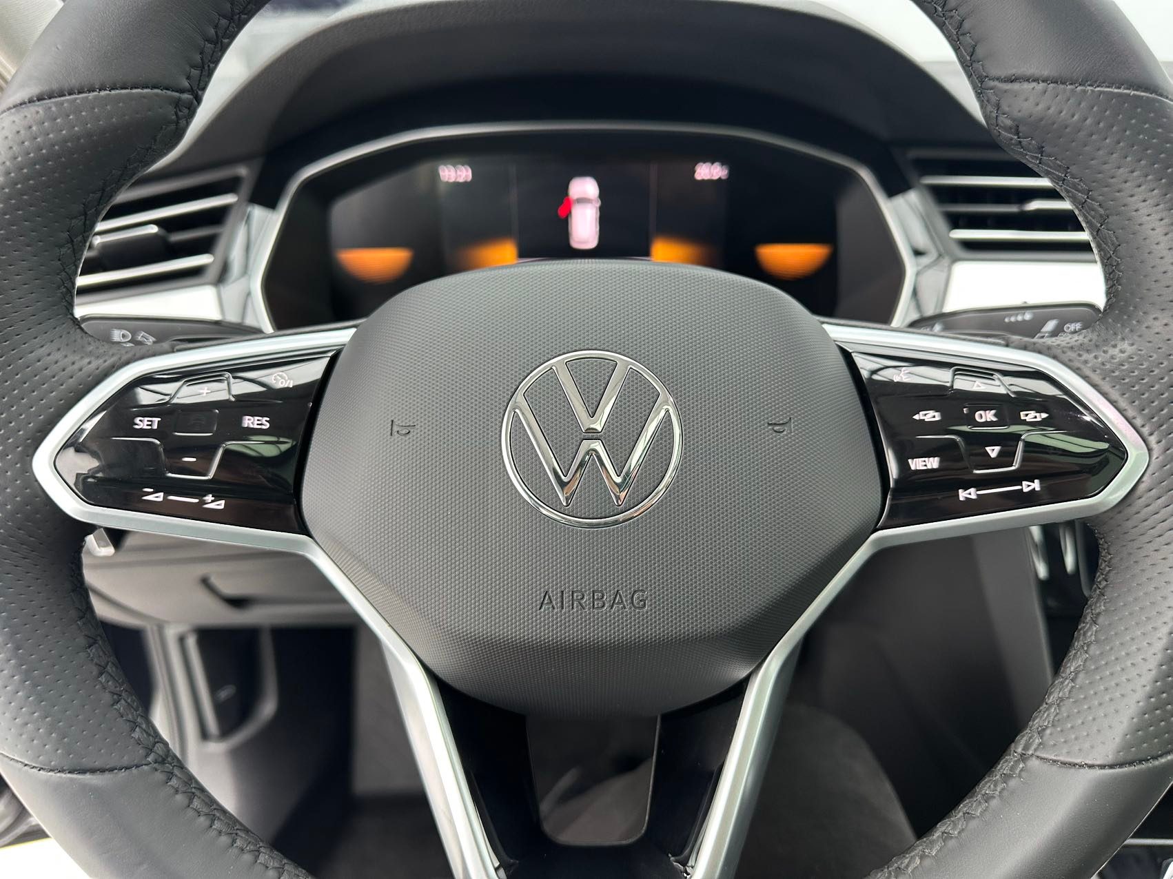 Volkswagen Magotan 2023 — миниатюра 8