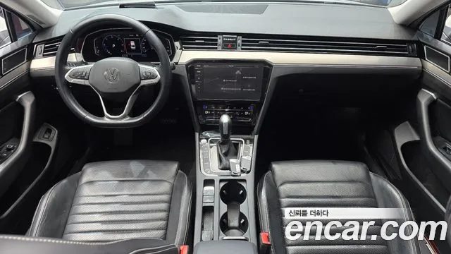 Volkswagen Passat 2021 — миниатюра 7