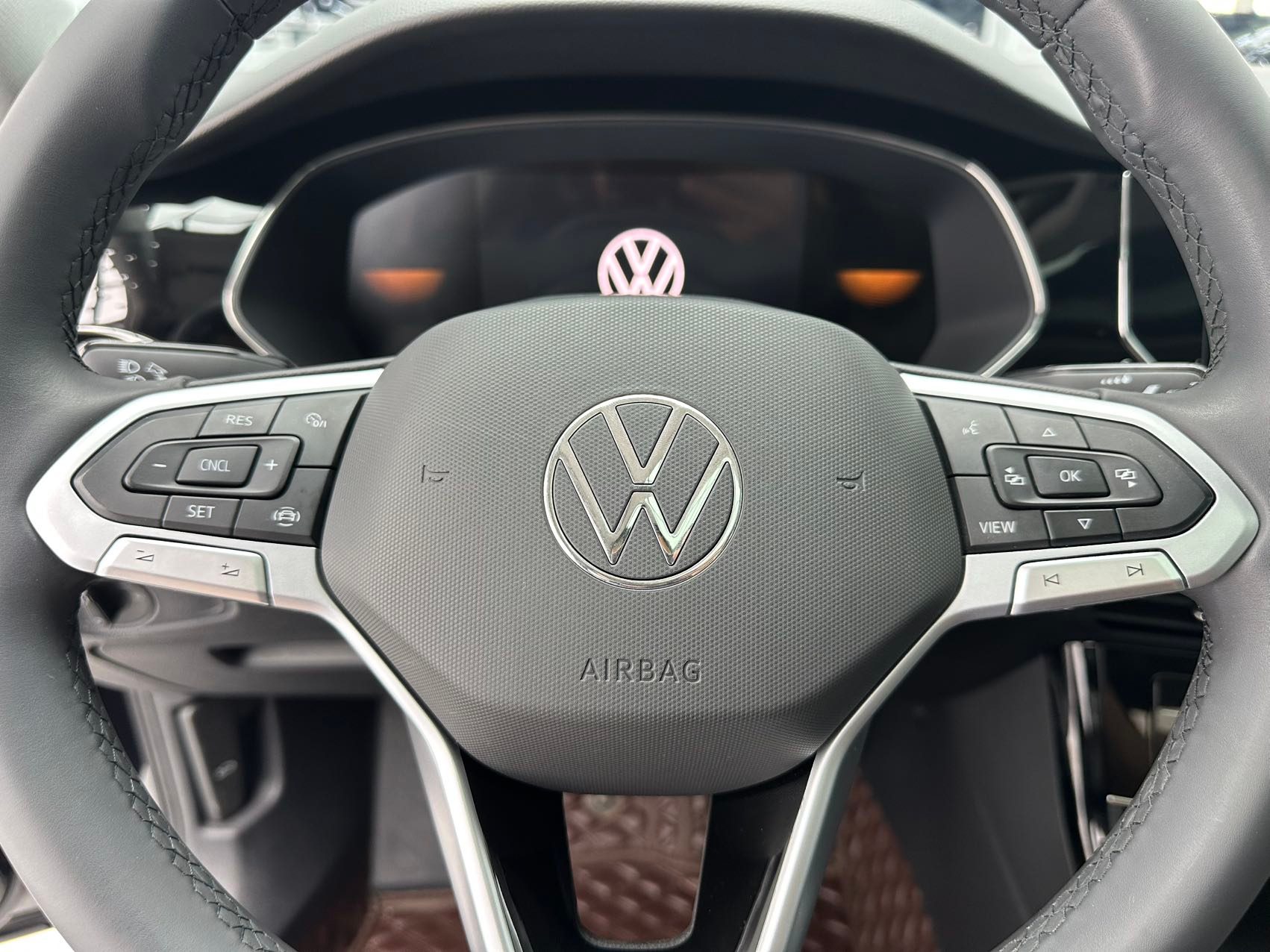 Volkswagen Passat 2022 — миниатюра 8