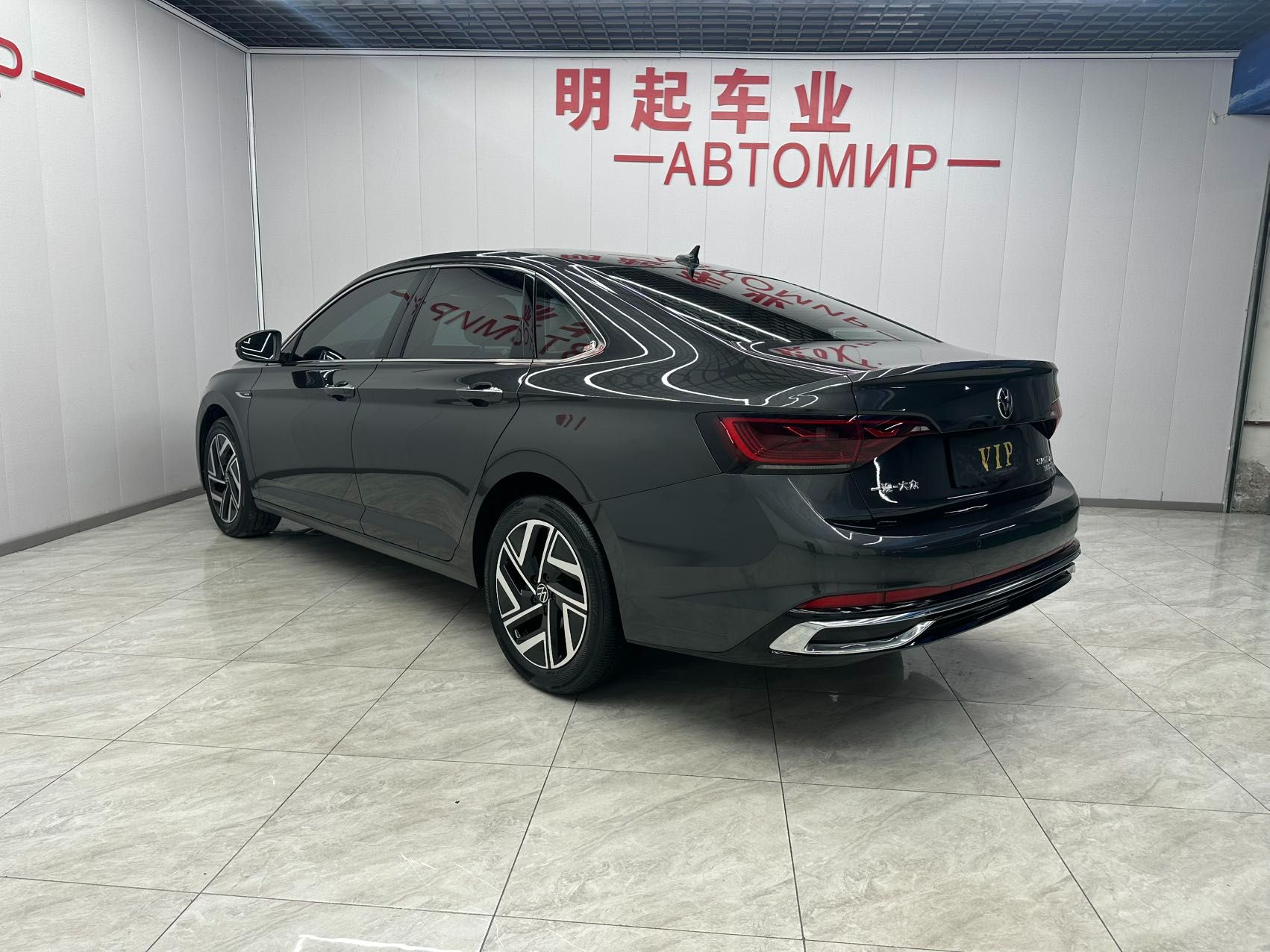 Volkswagen Sagitar 2023 — миниатюра 4