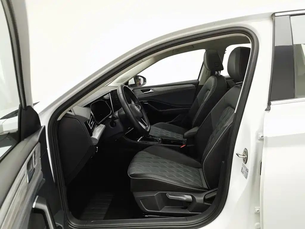 Volkswagen Sagitar 2023 — миниатюра 10