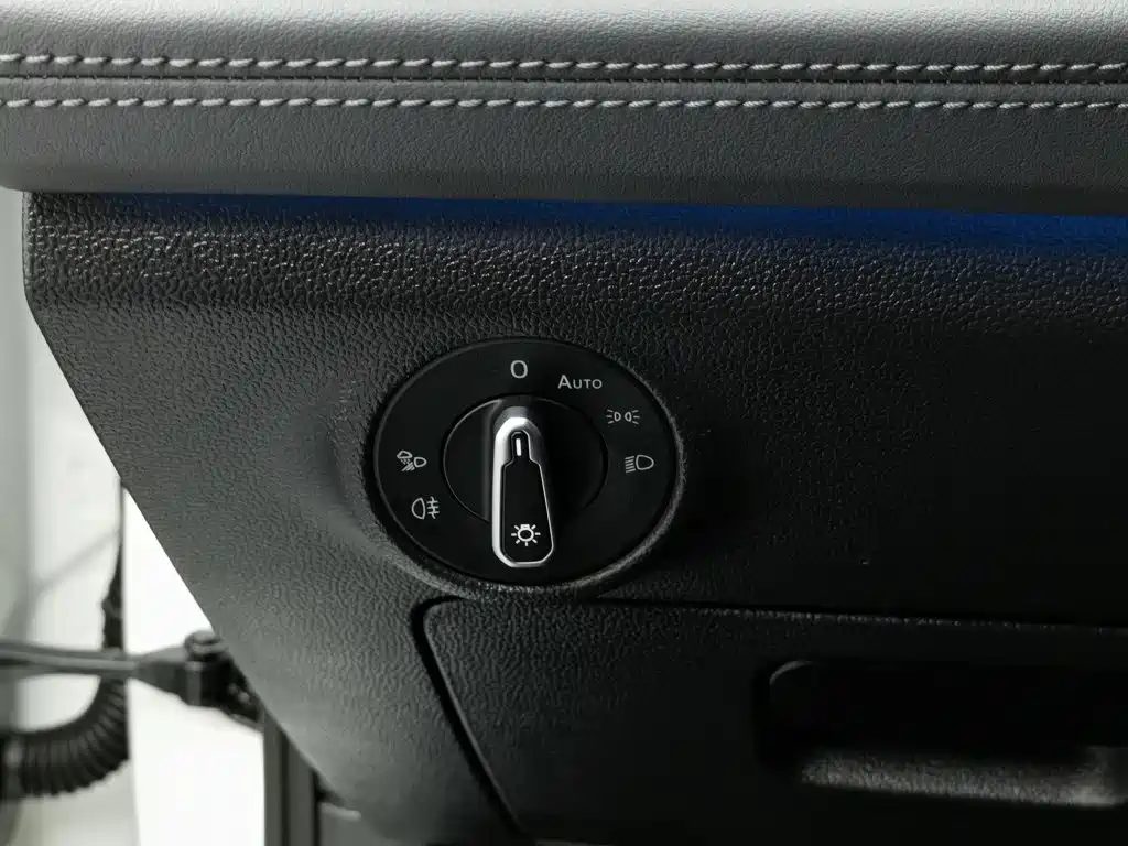Volkswagen Sagitar 2023 — миниатюра 20