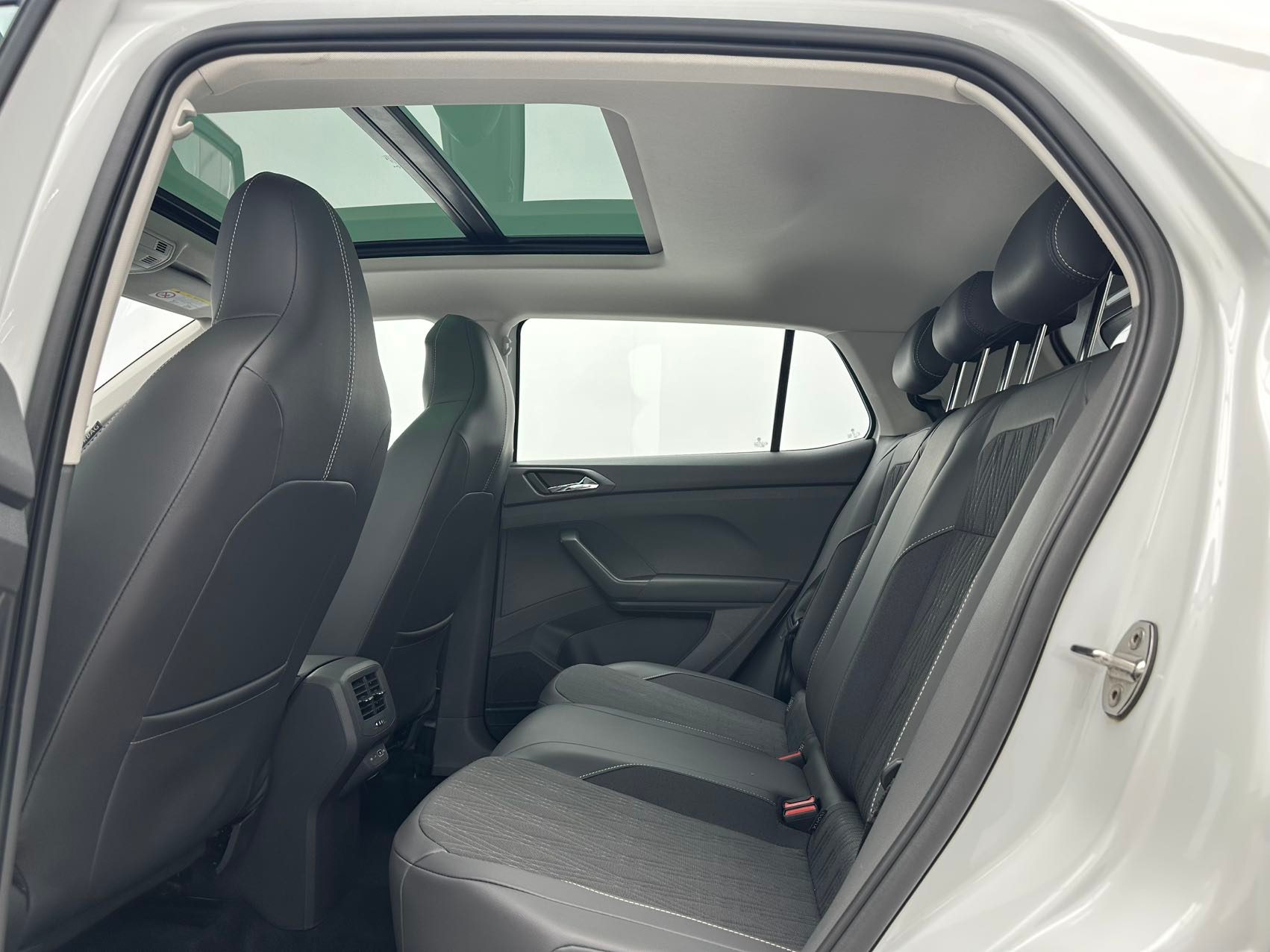 Volkswagen T-Cross 2022 — миниатюра 11