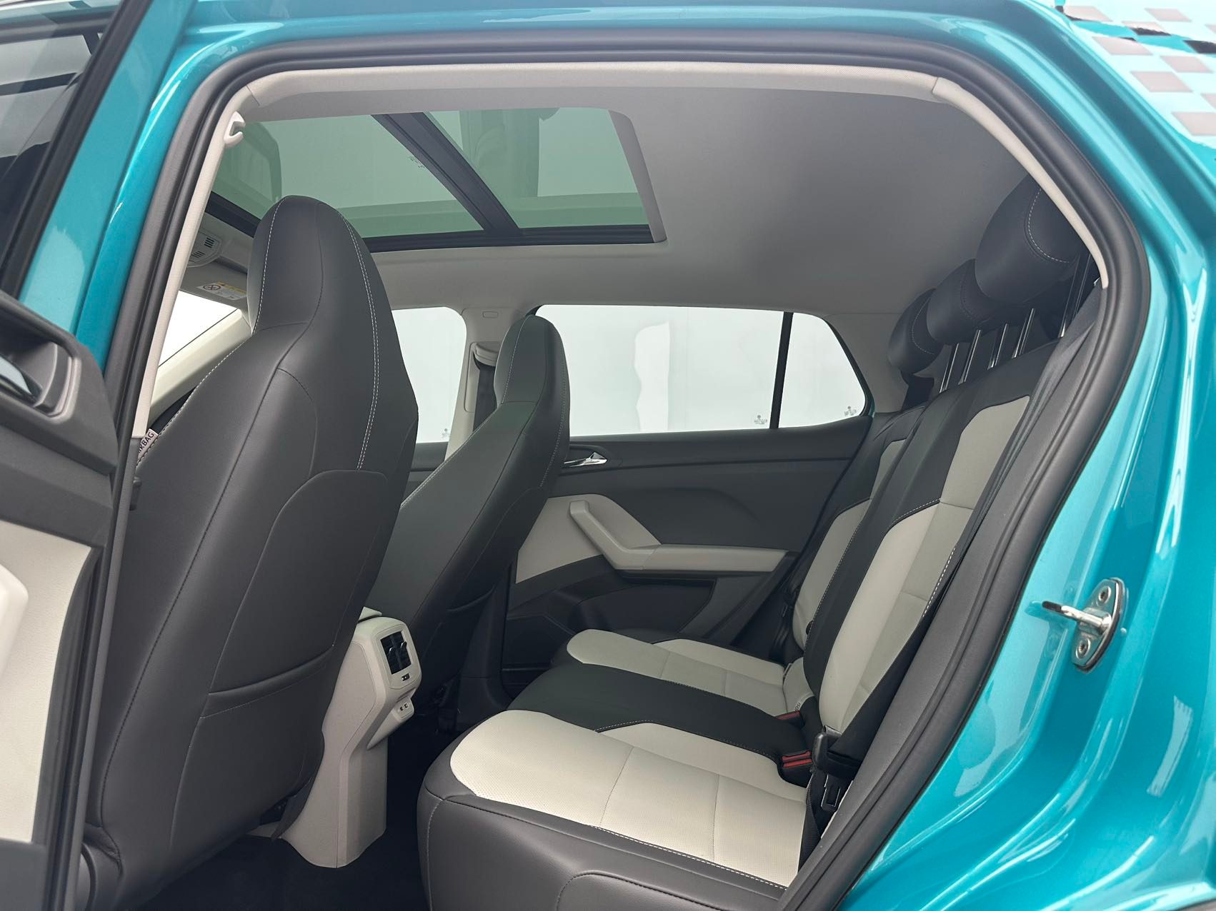 Volkswagen T-Cross 2022 — миниатюра 6