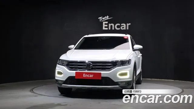 Volkswagen T-Roc 2021 — миниатюра 3