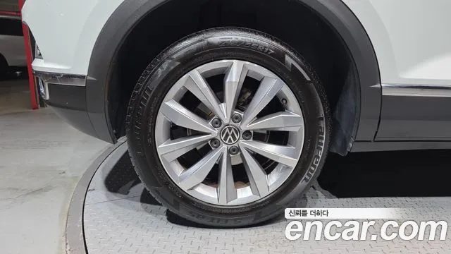 Volkswagen T-Roc 2021 — миниатюра 5