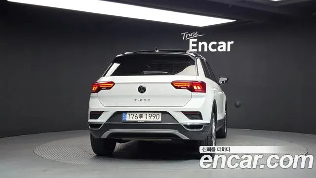 Volkswagen T-Roc 2022 — миниатюра 4