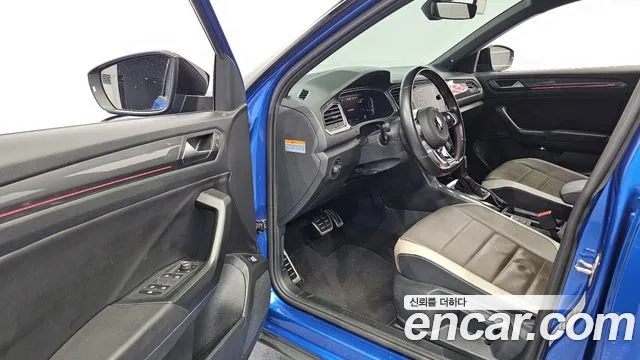 Volkswagen T-Roc 2022 — миниатюра 10