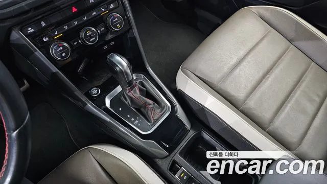 Volkswagen T-Roc 2022 — миниатюра 9