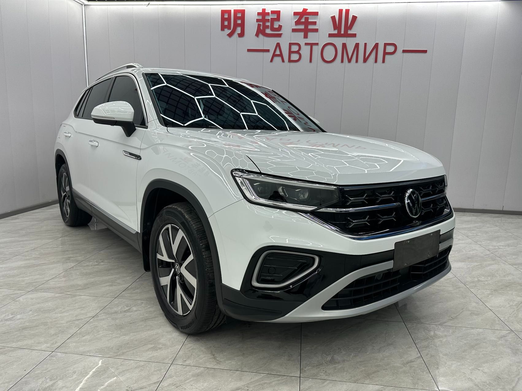 Volkswagen Tayron 2023 — миниатюра 5