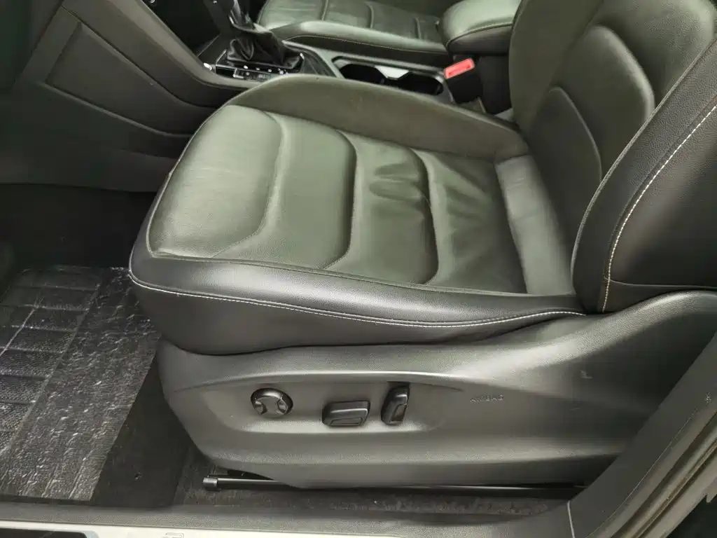 Volkswagen Tiguan L 2021 — миниатюра 20