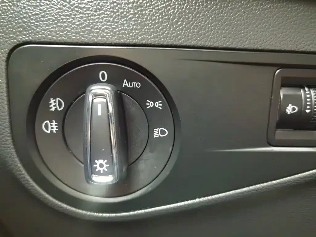 Volkswagen Tiguan L 2021 — миниатюра 21