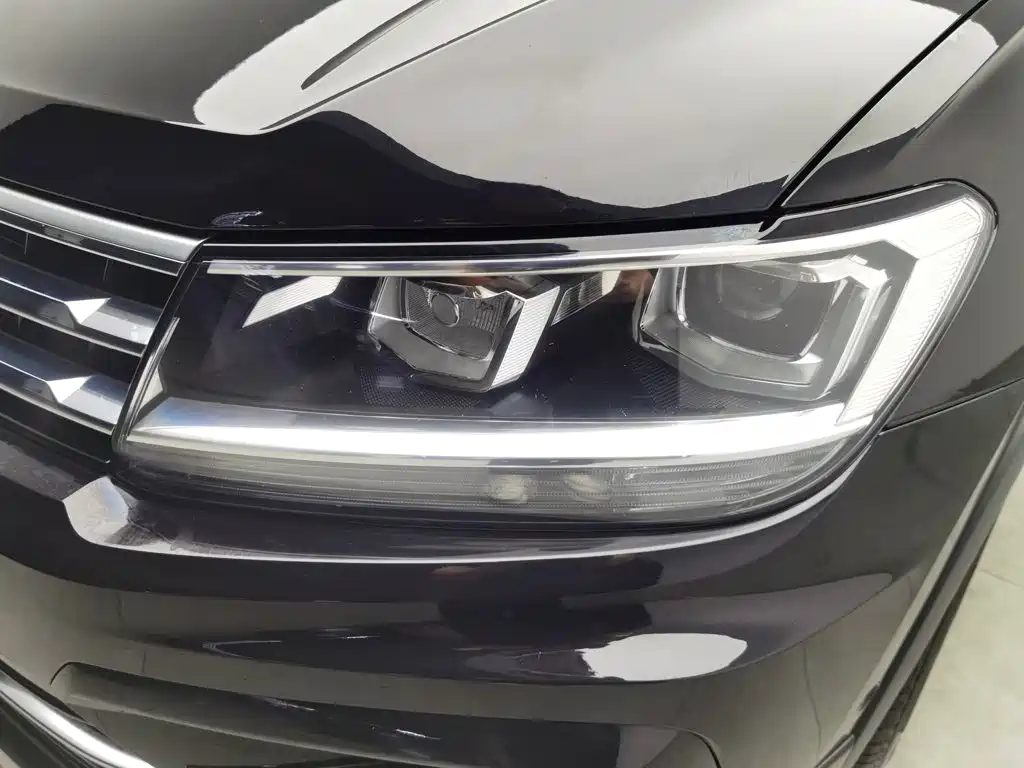 Volkswagen Tiguan L 2021 — миниатюра 7