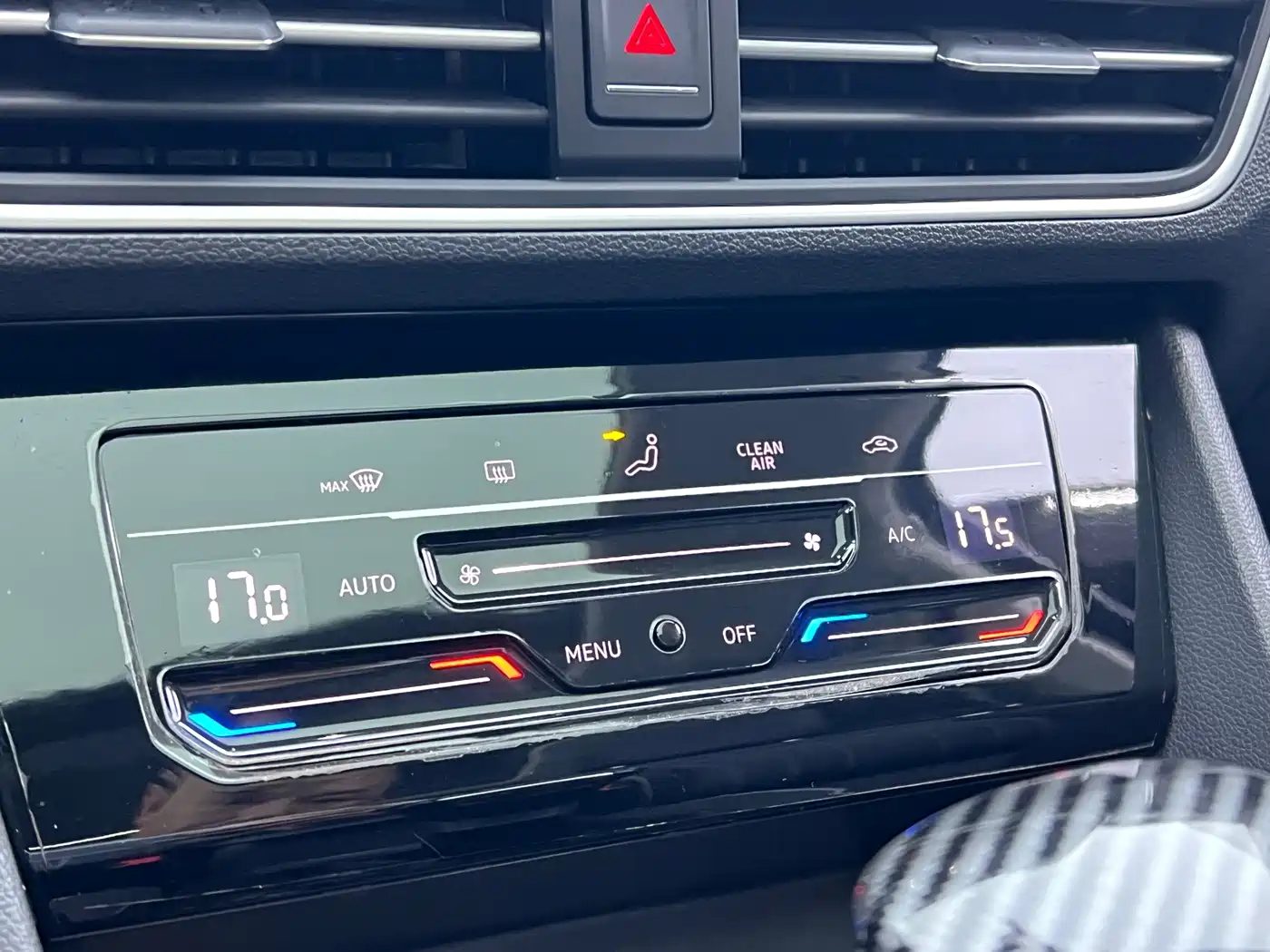 Volkswagen Tiguan L 2024 — миниатюра 15