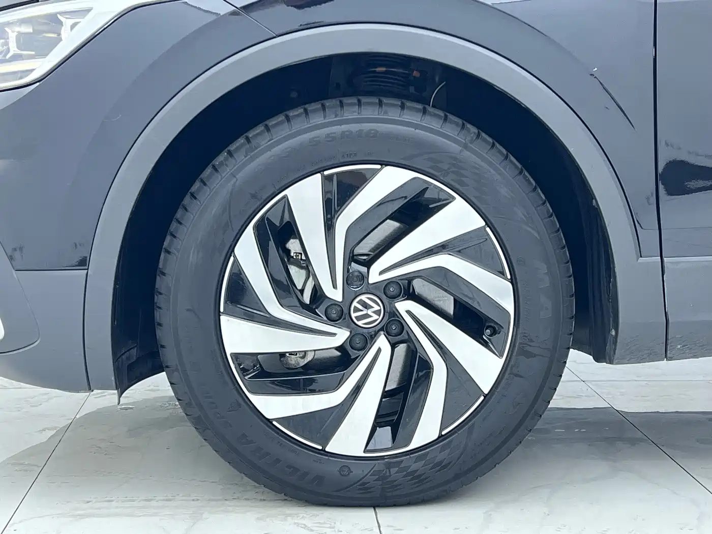 Volkswagen Tiguan L 2024 — миниатюра 25