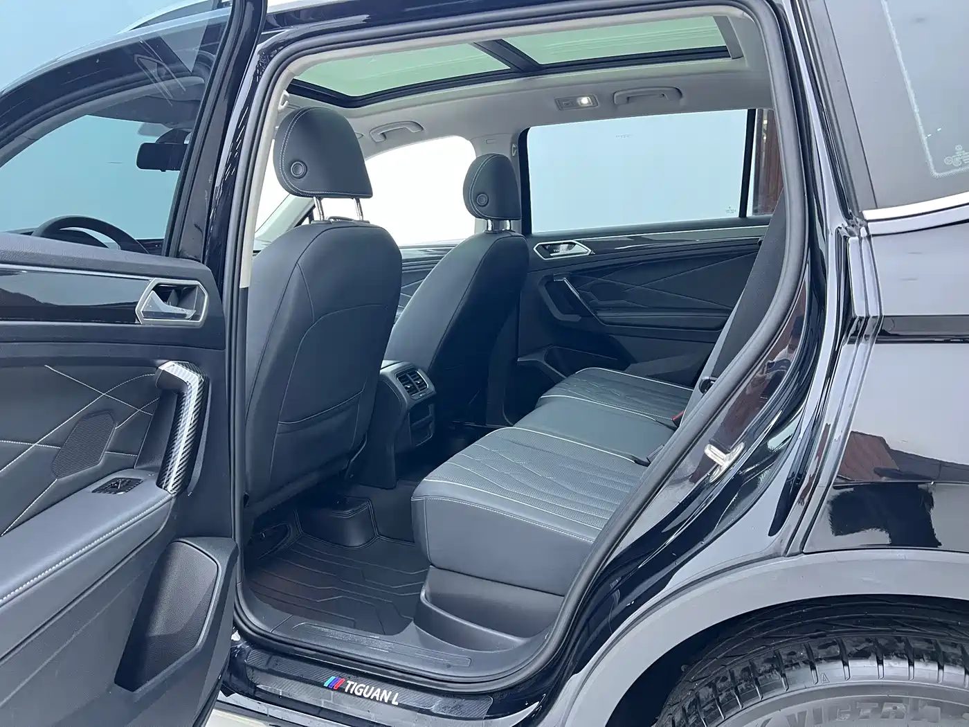 Volkswagen Tiguan L 2024 — миниатюра 6