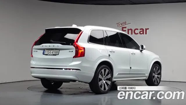 Volvo XC90 2024 — фото 2