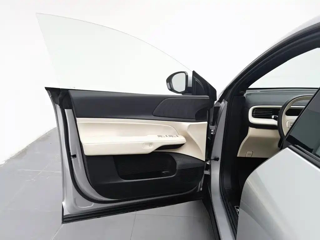 Xpeng G6 2024 — миниатюра 8