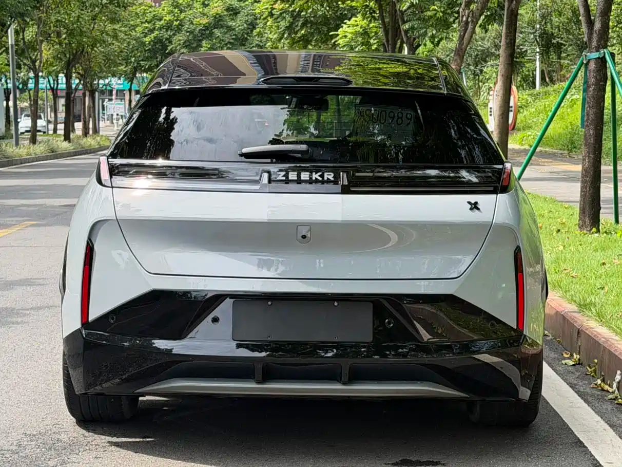 Zeekr X 2023 — миниатюра 5