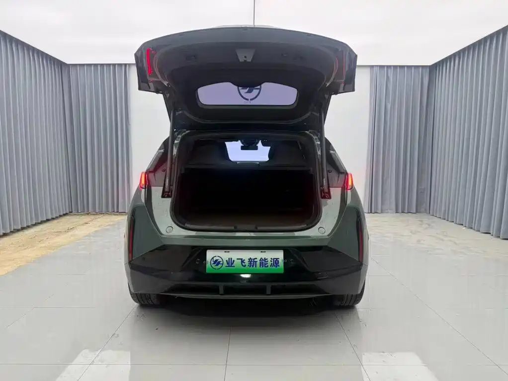 Zeekr X 2023 — миниатюра 20